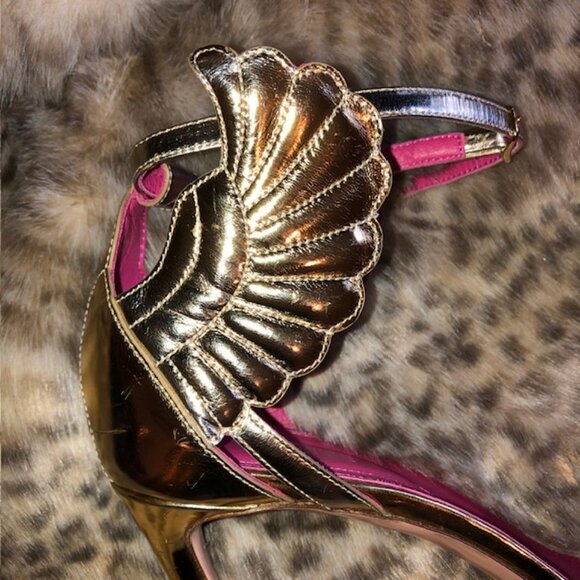 Sz 40 OSCAR TIYE Gold Malikah Mirrored Leather Wing Heeled Sandals - Picture 8 of 16